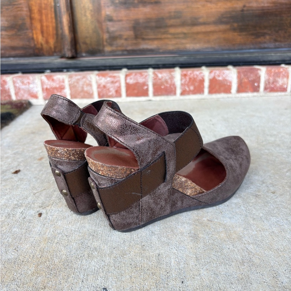 Women's Metallic Brown Strap Shoes - Picture 2 of 8